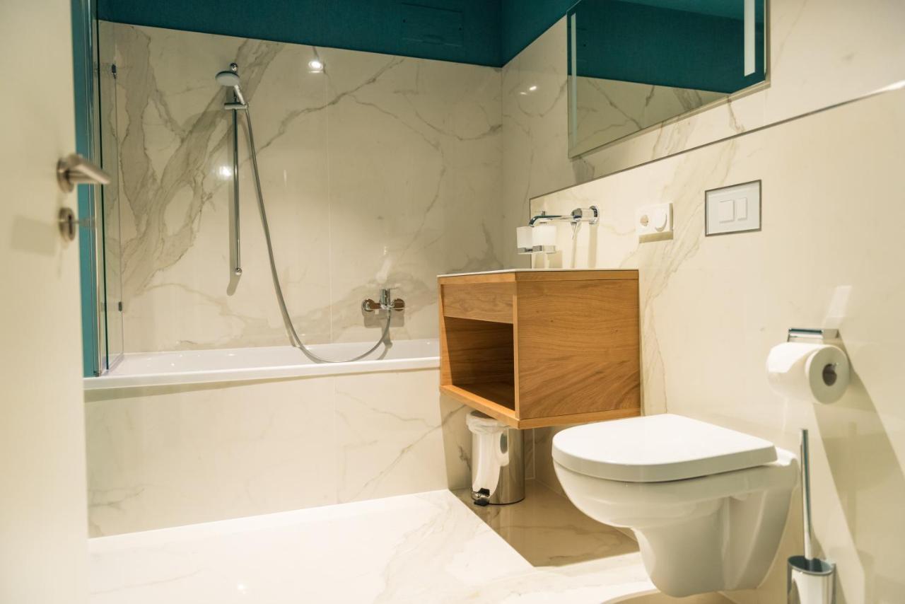 Apartmenthaus Am Dom Junior Suite Mit Parkplatz Цвиккау Экстерьер фото