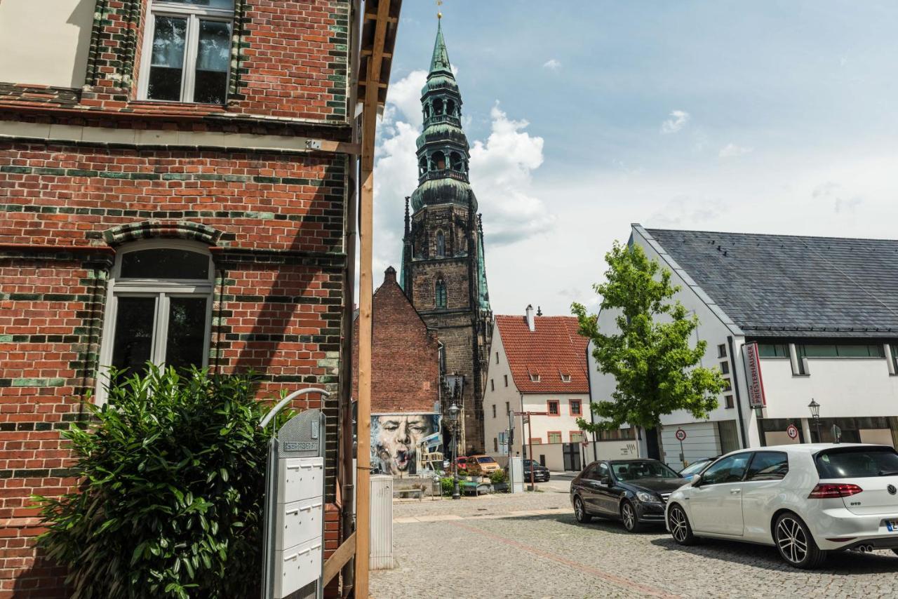 Apartmenthaus Am Dom Junior Suite Mit Parkplatz Цвиккау Экстерьер фото